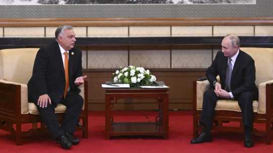 Zľava maďarský premiér Viktor Orbán a ruský prezident Vladimir Putin.