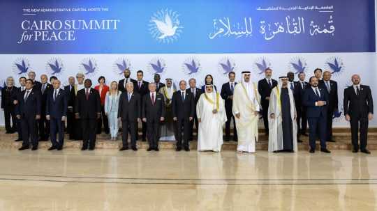 Lídri na mierovom samite vyzvali na pomoc Palestínčanom aj kritizovali medzinárodnú reakciu.