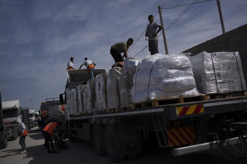 Do Gazy sa dostal ďalší konvoj s pomocou. Po sľubnom začiatku prišli problémy, priblížil námestník generálneho tajomníka OSN