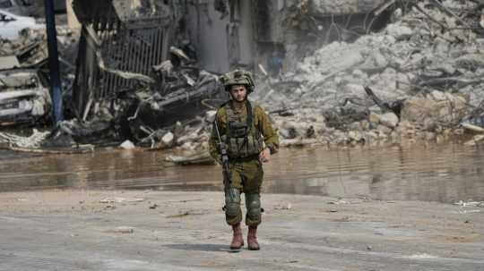 Na snímke izraelský vojak.