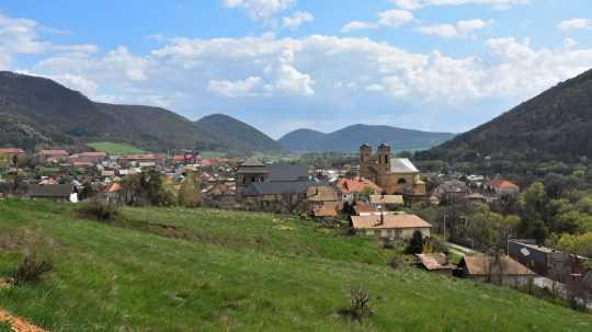 Pohľad na mesto Jelšava v okrese Revúca.