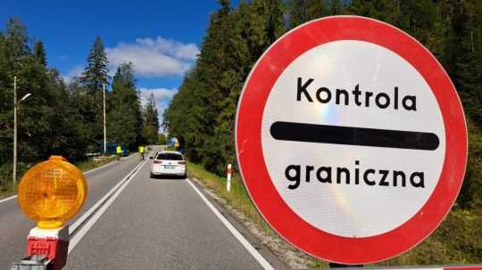 Tabuľa hraničnej kontroly v poľskom jazyku