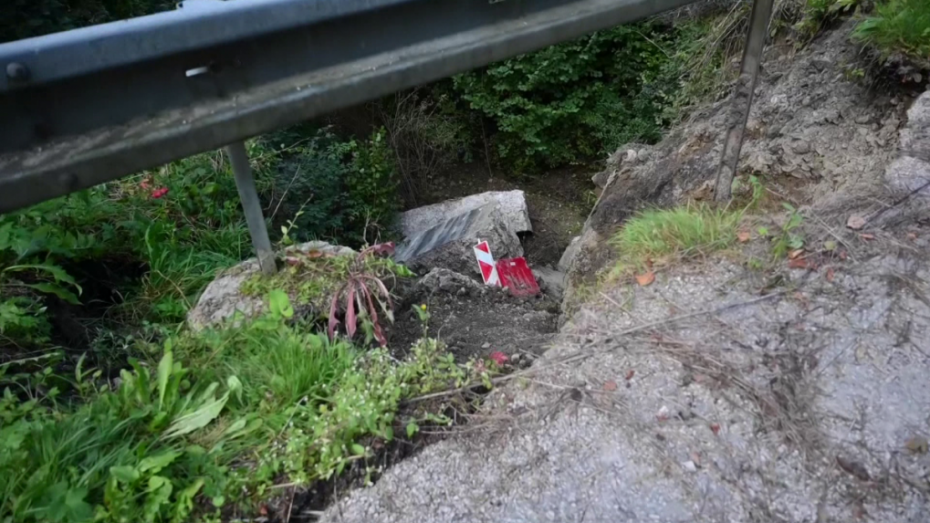 Opravy sa už nedočkali: Na ceste z Oravskej priehrady do Tvrdošína sa zrútil most