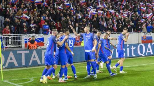 Slováci si v rebríčku FIFA polepšili o päť miest, na čele ostáva Argentína
