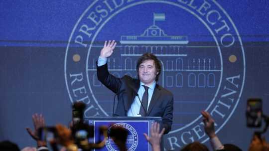 Nový prezident Argentíny a pravicový ekonóm Javier Milei.