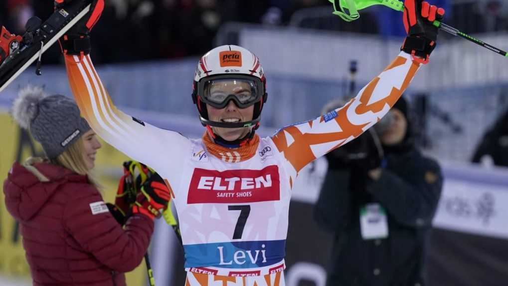 Suverénna Vlhová nedala súperkám šancu a ovládla prvý slalom sezóny v Levi