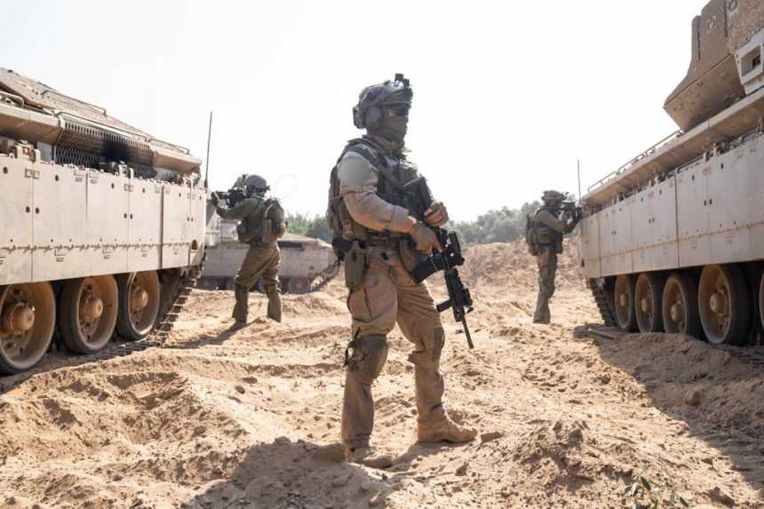 Izrael bude pokračovať vo vojenskej ofenzíve, až kým Hamas neprepustí rukojemníkov, hovorí izraelský premiér