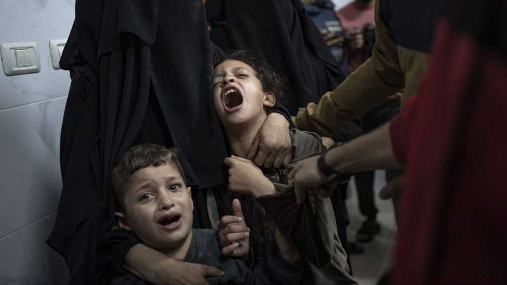 Desiatkam detí v nemocnici v Gaze hrozí smrť. Pre výpadky elektriny a neutíchajúce boje musela prerušiť činnosť