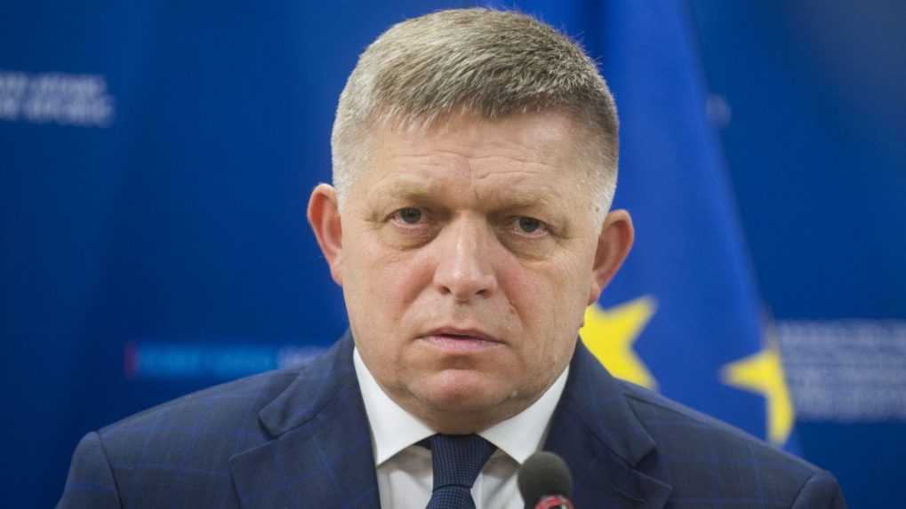Slovensko by čoskoro mohlo patriť ku krajinám so štvordňovým pracovným týždňom, pripustil premiér R. Fico