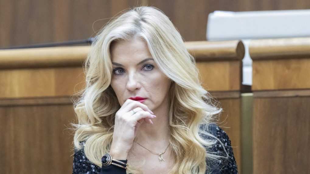 Ministerstvo kultúry reaguje na petíciu proti Martine Šimkovičovej, podalo trestné oznámenie