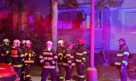 Požiar v pivnici si v Skalici vyžiadal evakuáciu 25 obyvateľov bytovky.