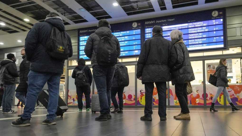 V Nemecku štrajkujú rušňovodiči: Zrušené vlaky ochromili dopravu, ovplyvní to aj spoje v Maďarsku