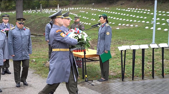 Medzinárodný deň vojnových veteránov si pripomínali v Trenčíne.Medzinárodný deň vojnových veteránov si pripomínali v Trenčíne.