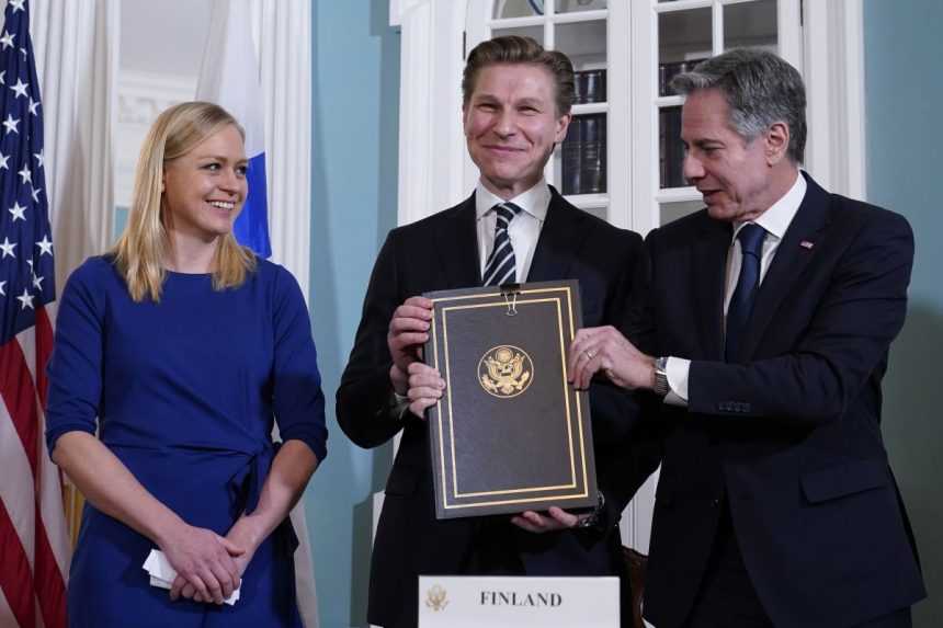 USA a Fínsko podpísali dohodu o obrannej spolupráci. Americká vláda rokuje aj s Dánskom