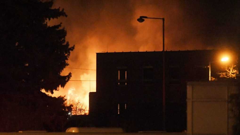 VIDEO: V spaľovni odpadov v Prešove vypukol rozsiahly požiar. Oheň sa podarilo dostať pod kontrolu