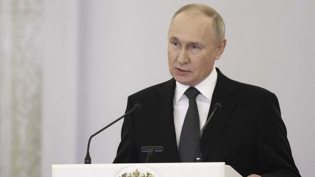 Vladimir Putin bude opäť kandidovať v prezidentských voľbách