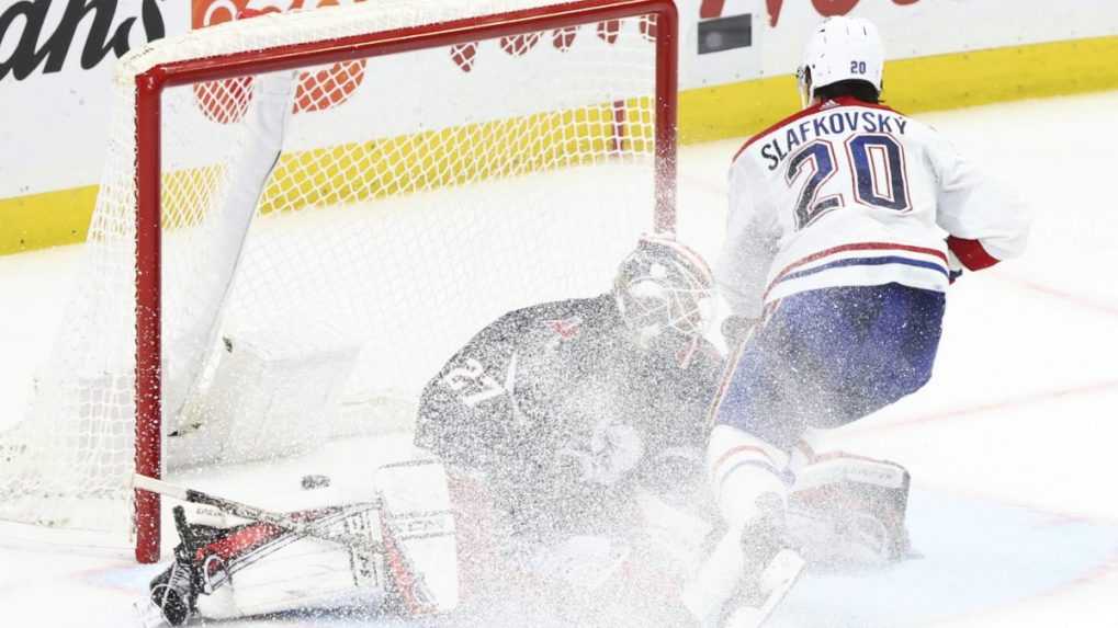 VIDEO: Slafkovský rozhodol o víťazstve Montrealu v nájazdoch, prvýkrát v NHL sa pobil