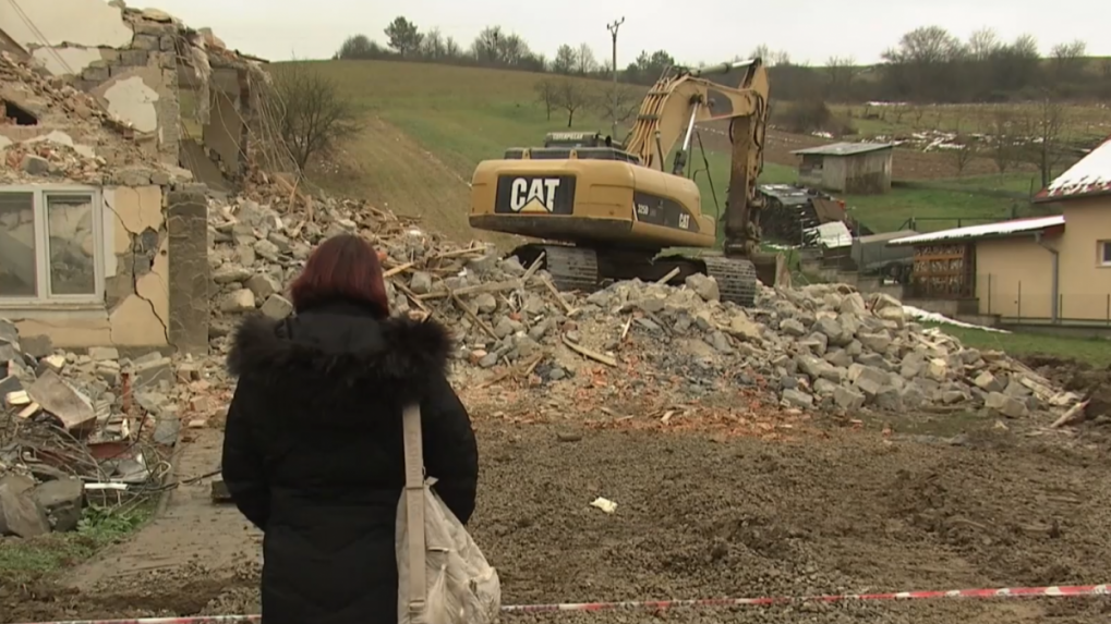 Na východe Slovenska začali s búraním domov po zemetrasení
