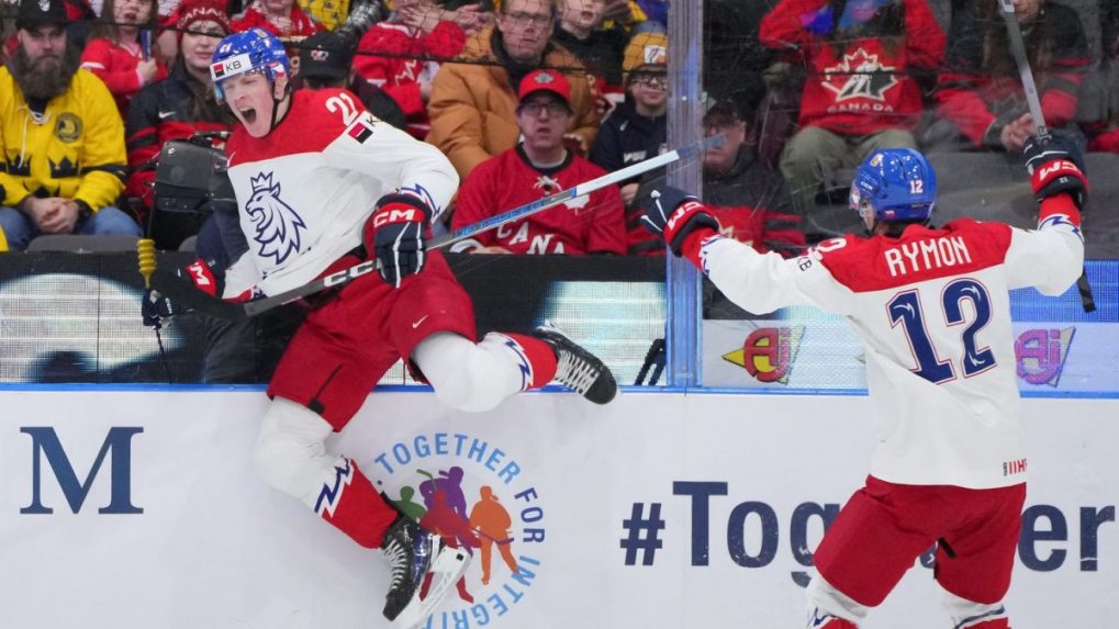 VIDEO: Česi gólom jedenásť sekúnd pred koncom zápasu umlčali Kanadu a tretíkrát po sebe postúpili do semifinále