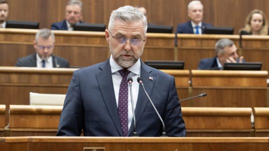 Predseda Výboru NR SR pre obranu a bezpečnosť Tibor Gašpar.
