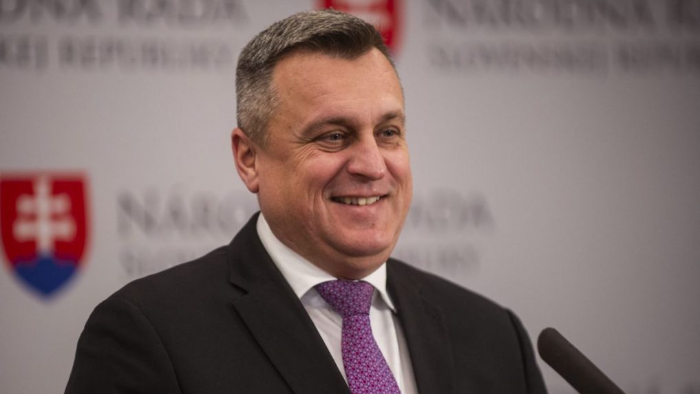 Šéf SNS Andrej Danko oficiálne oznámil svoju kandidatúru na prezidenta