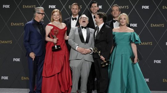 Víťazi ceny Emmy za výnimočný dramatický seriál Boj o moc.