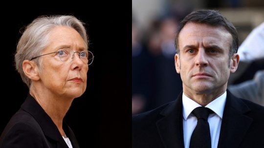 Francúzsky prezident Emmanuel Macron a francúzska premiérka Elisabeth Borneová.