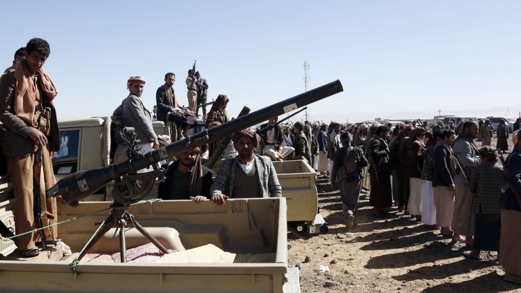 Jemenskí povstalci tvrdia, že USA a Británia opäť ostreľovali ich pozície