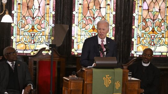 Americký prezident Joe Biden počas príhovoru v kostole v meste Charleston v americkom štáte Južná Karolína.