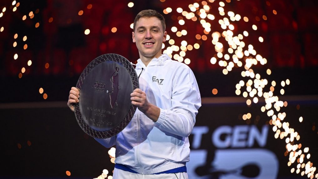 Davis Cup: Srbi hlásia pred duelom so Slovenskom zmenu v nominácii, povolať museli 16-ročného juniora