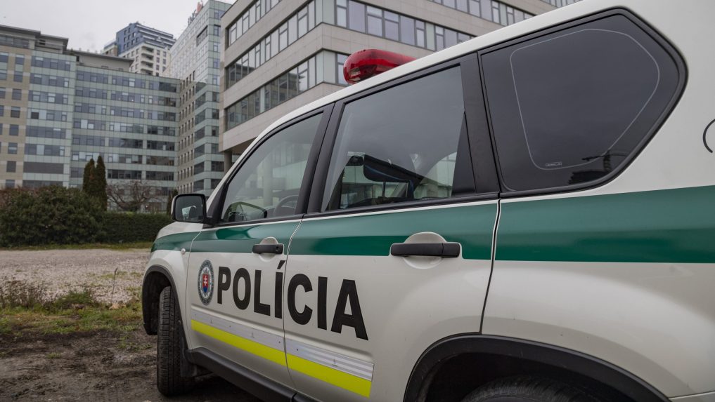 Na Záhorí objavila polícia telo mŕtveho novorodenca