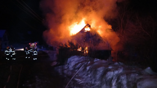 Dva ľudské životy si vyžiadal požiar rodinného domu v obci Horná Mariková.