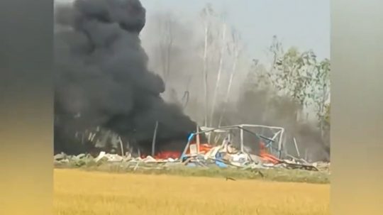 V Thajsku vybuchla továreň na pyrotechniku.