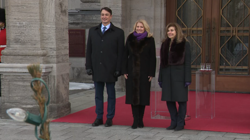Prezidentka je na návšteve Kanady, viezla so sebou jednu z najväčších obchodných delegácií