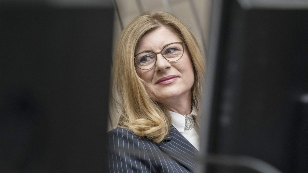 Gabriela Matečná sa stala treťou štátnou tajomníčkou envirorezortu, jej menovanie kritizuje opozícia