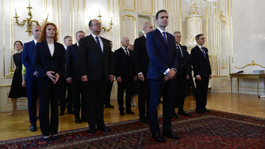 Po štyroch mužoch prišla do Prezidentského paláca žena: Úrad Zuzany Čaputovej poznačilo viacero kríz