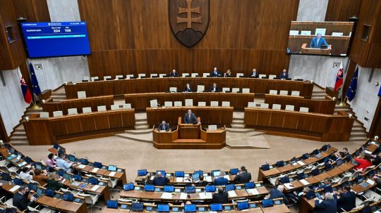 Na snímke rokovacia sála počas 9. schôdze Národnej rady (NR) SR v Bratislave v stredu 28. februára 2024.