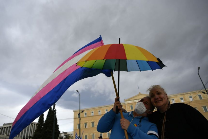 Grécko sa stalo prvou pravoslávnou krajinou, ktorá povolila sobáše párov rovnakého pohlavia