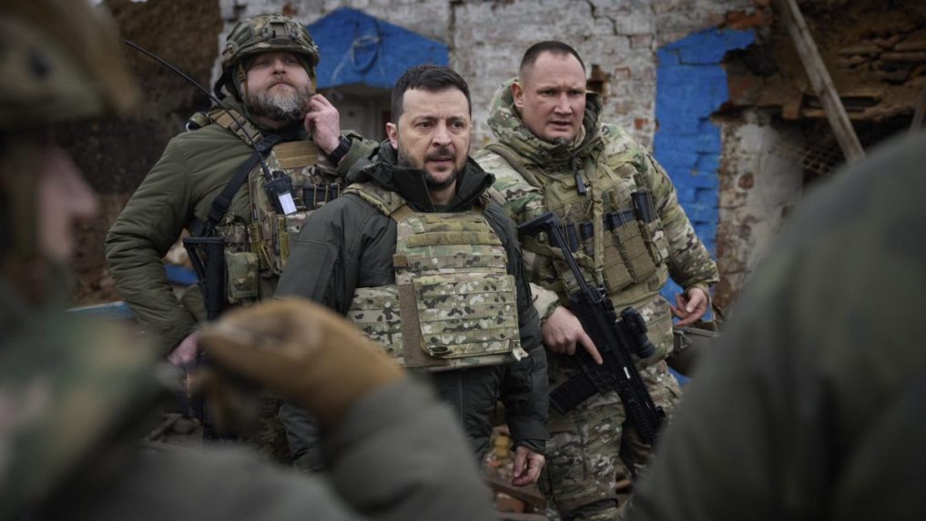 Volodymyr Zelenskyj potvrdil, že uvažuje o odvolaní hlavného veliteľa ukrajinskej armády