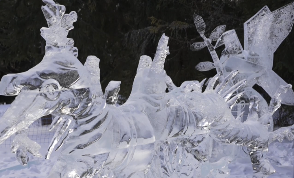Slovensko zasiahlo oteplenie, zima odišla aj z Tatier. Ľadové sochy na Hrebienku sa topia