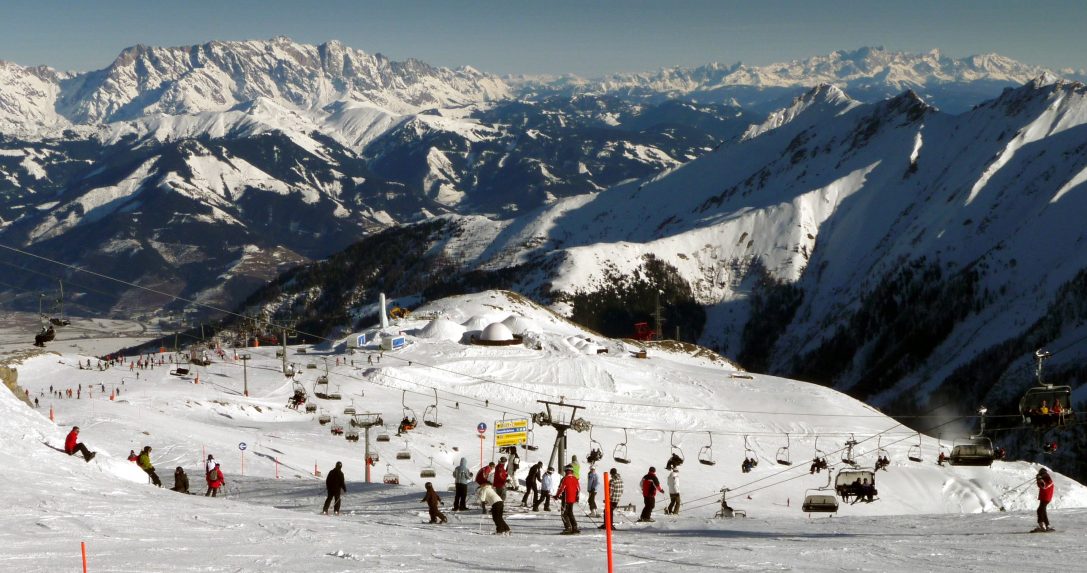 Nechala dve deti v aute a odišla lyžovať: Češke hrozí v Taliansku päťročný trest
