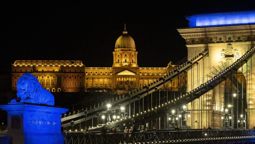 Maďari demonštrovali za to, aby si mohli prezidenta voliť priamo