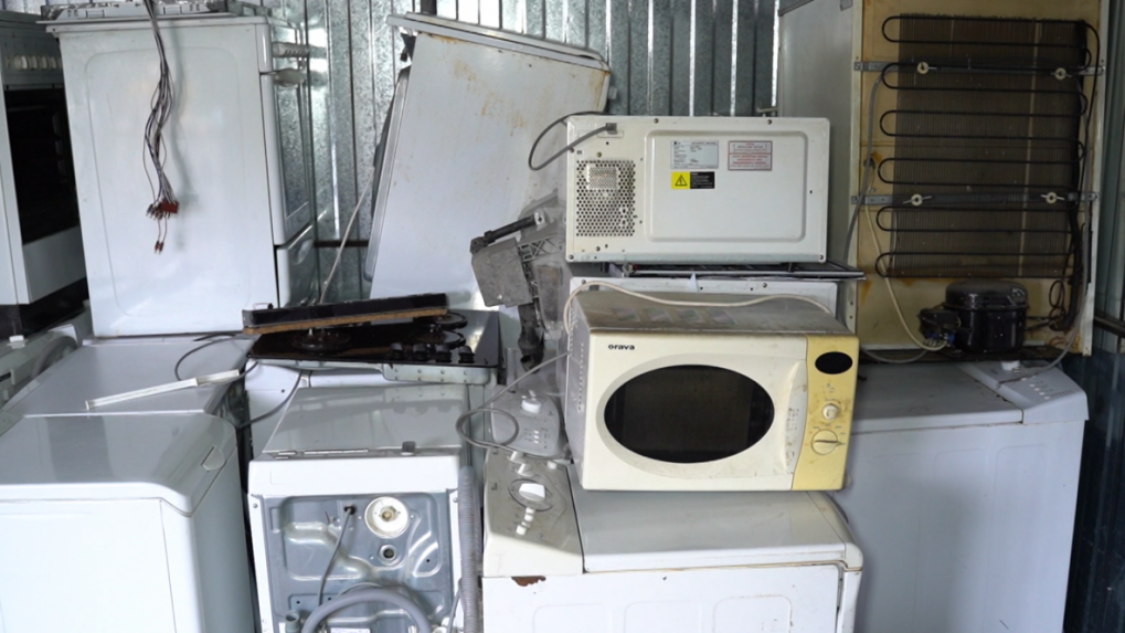 Za starý elektrospotrebič nová mikrovlnka: Súťažou chcú Dubničanov motivovať k lepšiemu separovaniu odpadu
