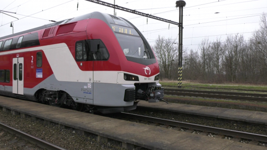 ZSSK uviedla do prevádzky tri veľkokapacitné vlaky.
