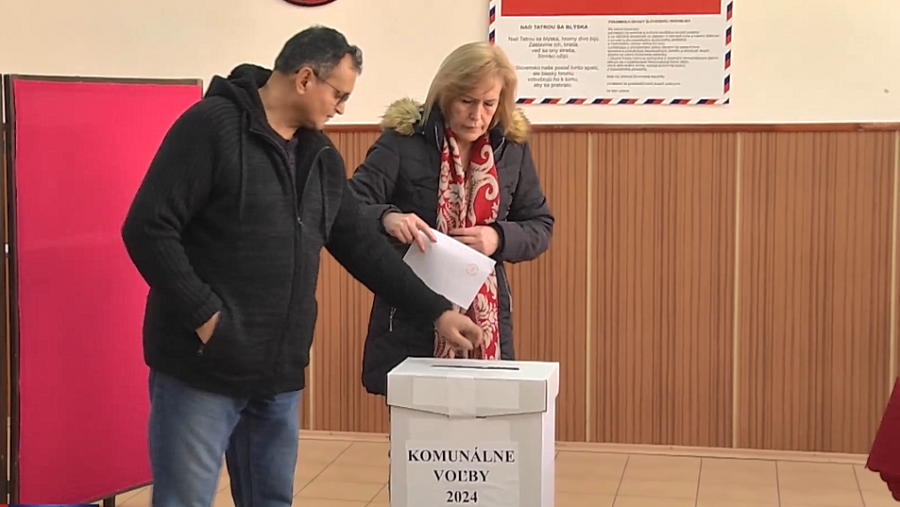 Ľudia si vyberali nových starostov aj poslancov: V obciach po celom Slovensku sa konali doplňujúce voľby