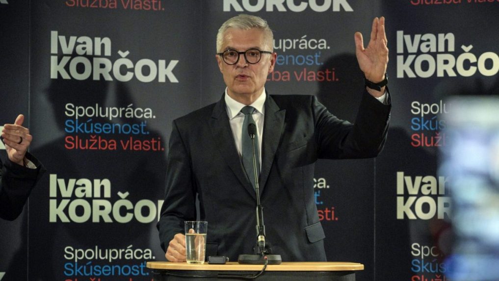 Som nohami pevne na zemi, reagoval Ivan Korčok na víťazstvo v prvom kole prezidentských volieb