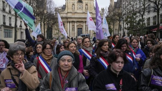 Aktivisti za právo na potrat na proteste vo Francúzsku.