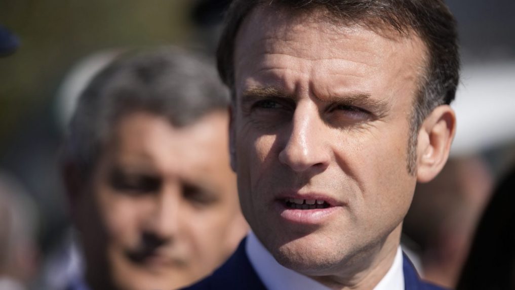Macron: Odnož Islamského štátu, ktorá útočila v Moskve, sa pokúšala aj o útoky vo Francúzsku