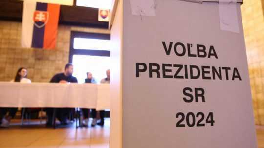 Na Slovensku sa koná druhé kolo prezidentských volieb.