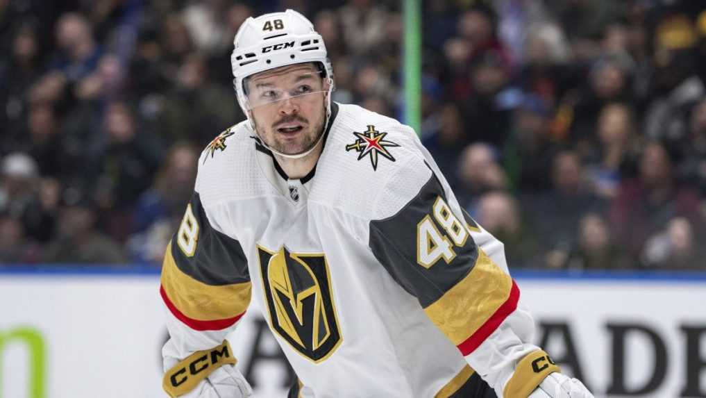 NHL: Matthews sa dotiahol na Ovečkina, Hertl prvýkrát nastúpil za Vegas